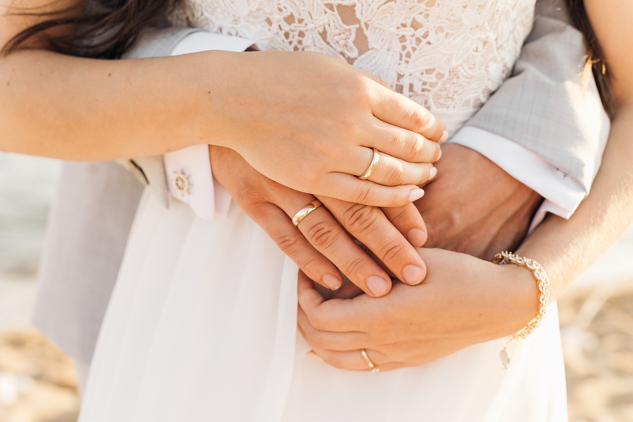 Kaip išsirinkti nepriekaištingus vestuvinius žiedus